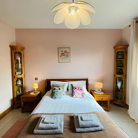 Bed and Breakfast Le Hibou Heureux Bezenac Екстер'єр фото