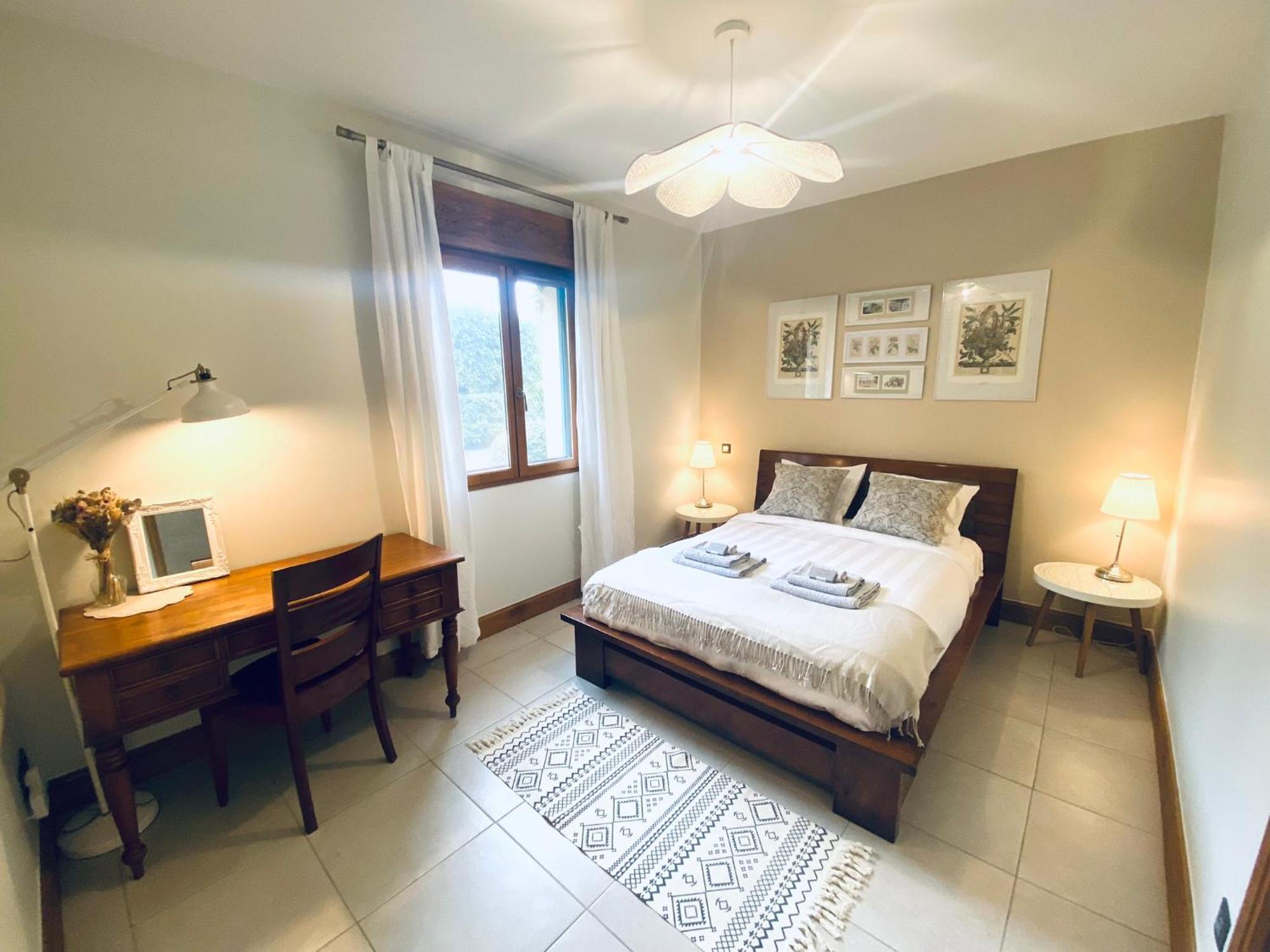 Bed and Breakfast Le Hibou Heureux Bezenac Екстер'єр фото